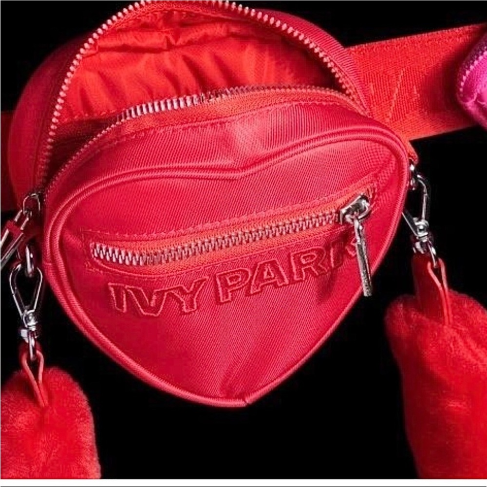 Ivy park belt bag ivy heart